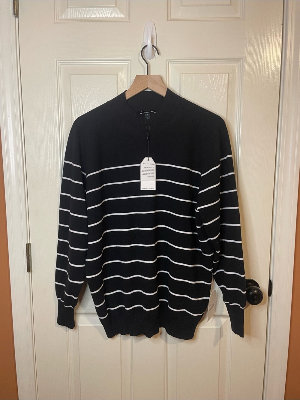 Universal Standard Pullover Sweater in Black & White Stripe Size Small NWT